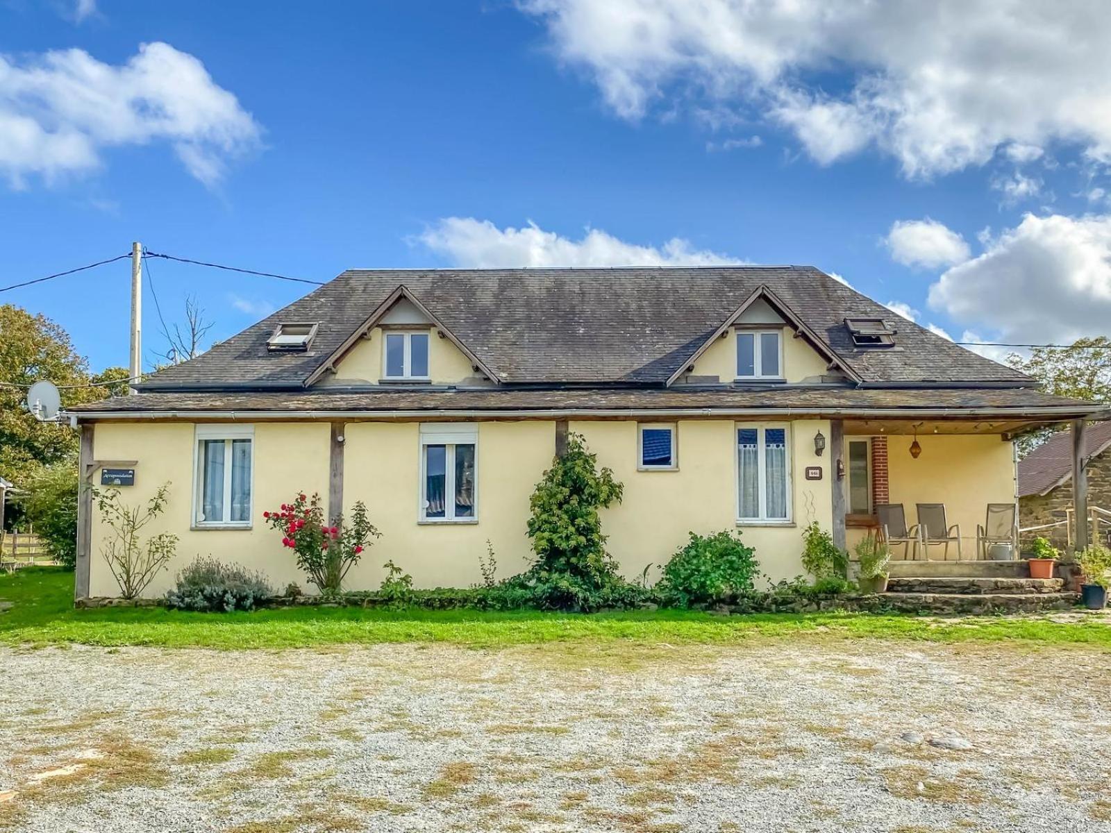 Accommodation A La Ferme Lubersac Экстерьер фото